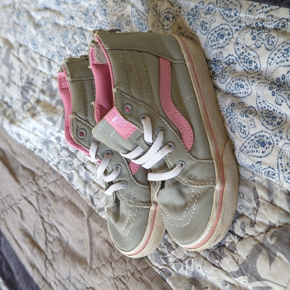 Toddler girl High top vans